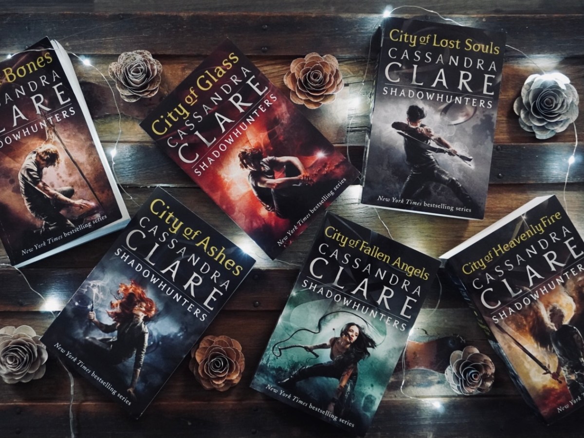 Bry’s Book Review No. 2: City of&nbsp;Bones
